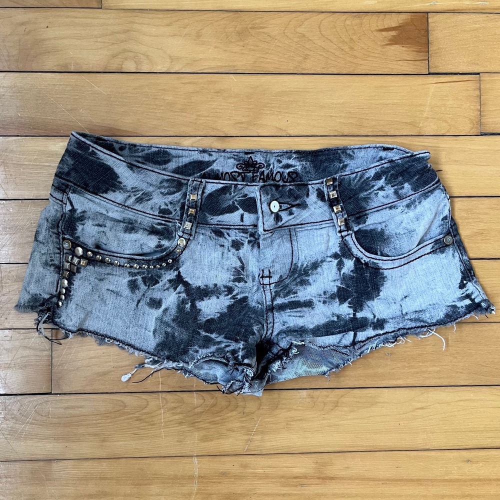 Y2K Almost Famous Acid Wash Studded Denim Shorts Black White Low Rise Size 3
